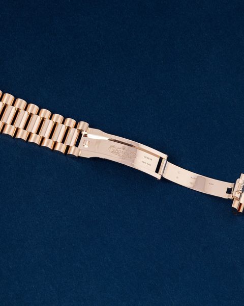 Rolex Day-Date 40 228235